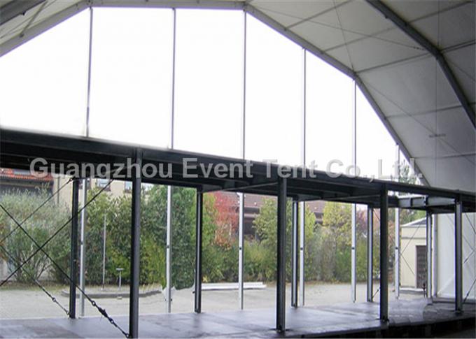Het openluchtwit van de de Luifeltent van de Aluminiumboog Commerciële voor Gymnasium/de Handel toont